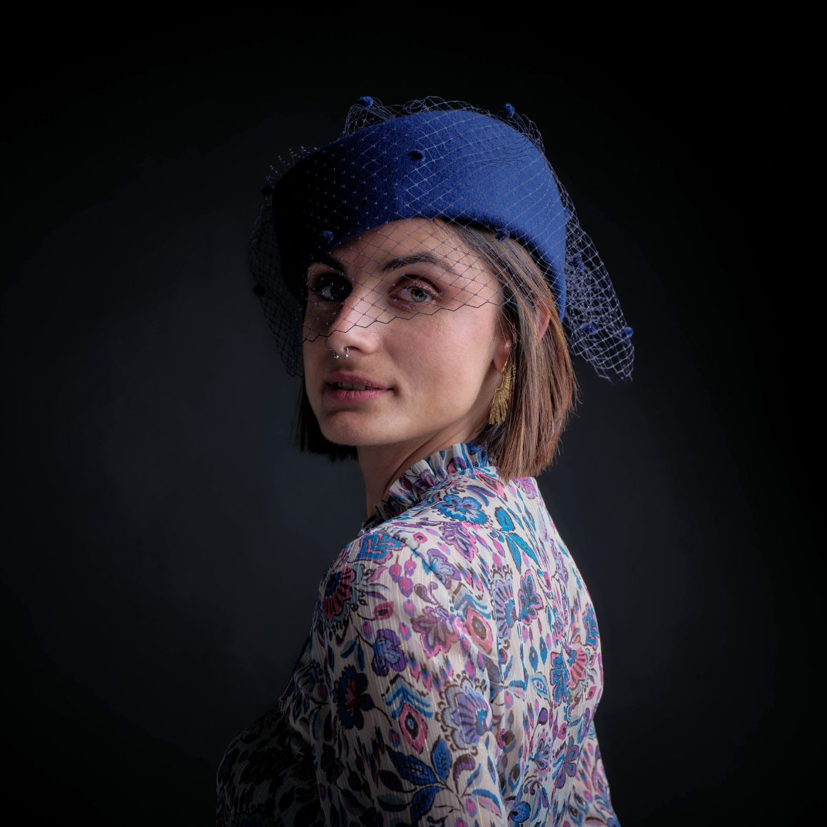 Violet — Navy Structured Felt Beret with Veil (Birdcage Veil) - Image 3