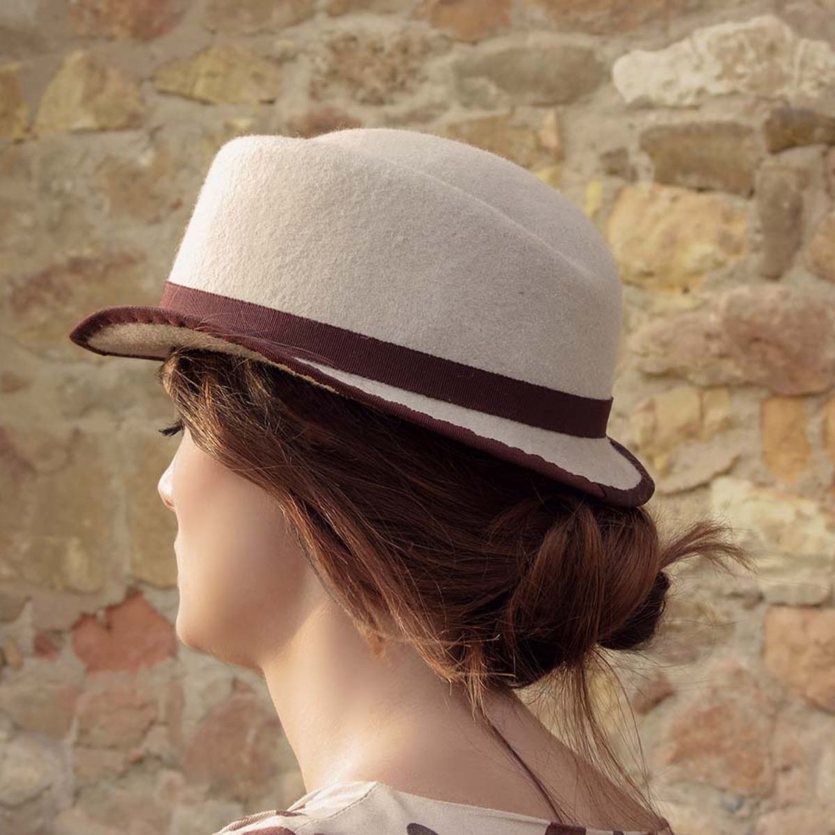 Cécile — Beige Wool Felt Trilby Hat with Maroon Ribbon - Image 4